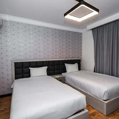The Expert In Ocean Blue Near Airport Apartment Cairo Room photo