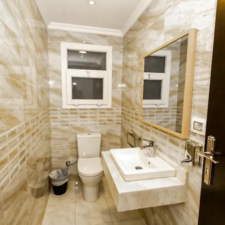 The Expert In Ocean Blue Near Airport Apartment Cairo Room photo