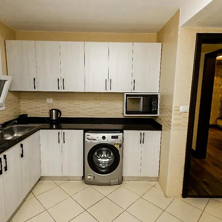The Expert In Ocean Blue Near Airport Apartment Cairo Room photo