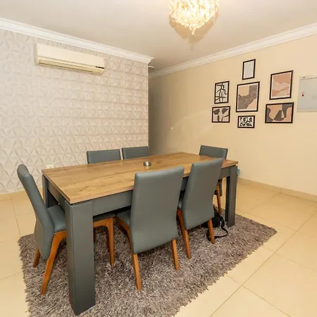 The Expert In Ocean Blue Near Airport Apartment Cairo Exterior photo