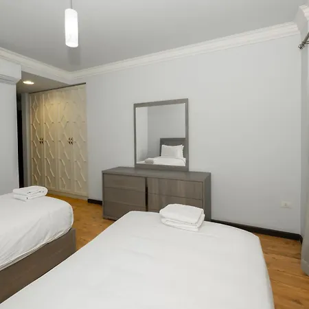 The Expert In Ocean Blue Near Airport Apartment Cairo Exterior photo