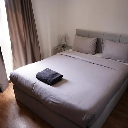 The Expert In Ocean Blue Near Airport Apartment Cairo Exterior photo