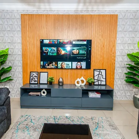 The Expert In Ocean Blue Near Airport Apartment Cairo Exterior photo