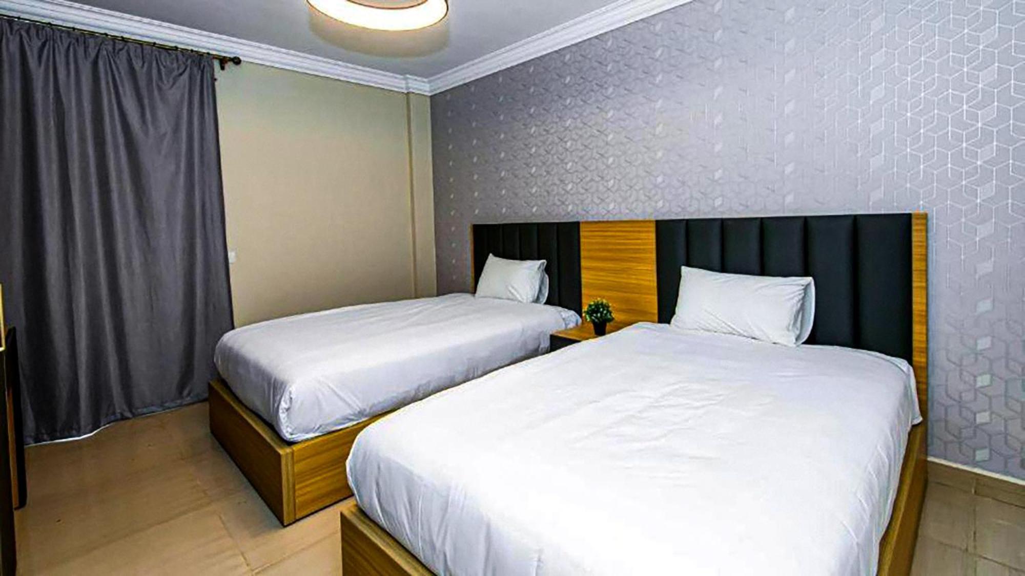 The Expert In Ocean Blue Near Airport Kair