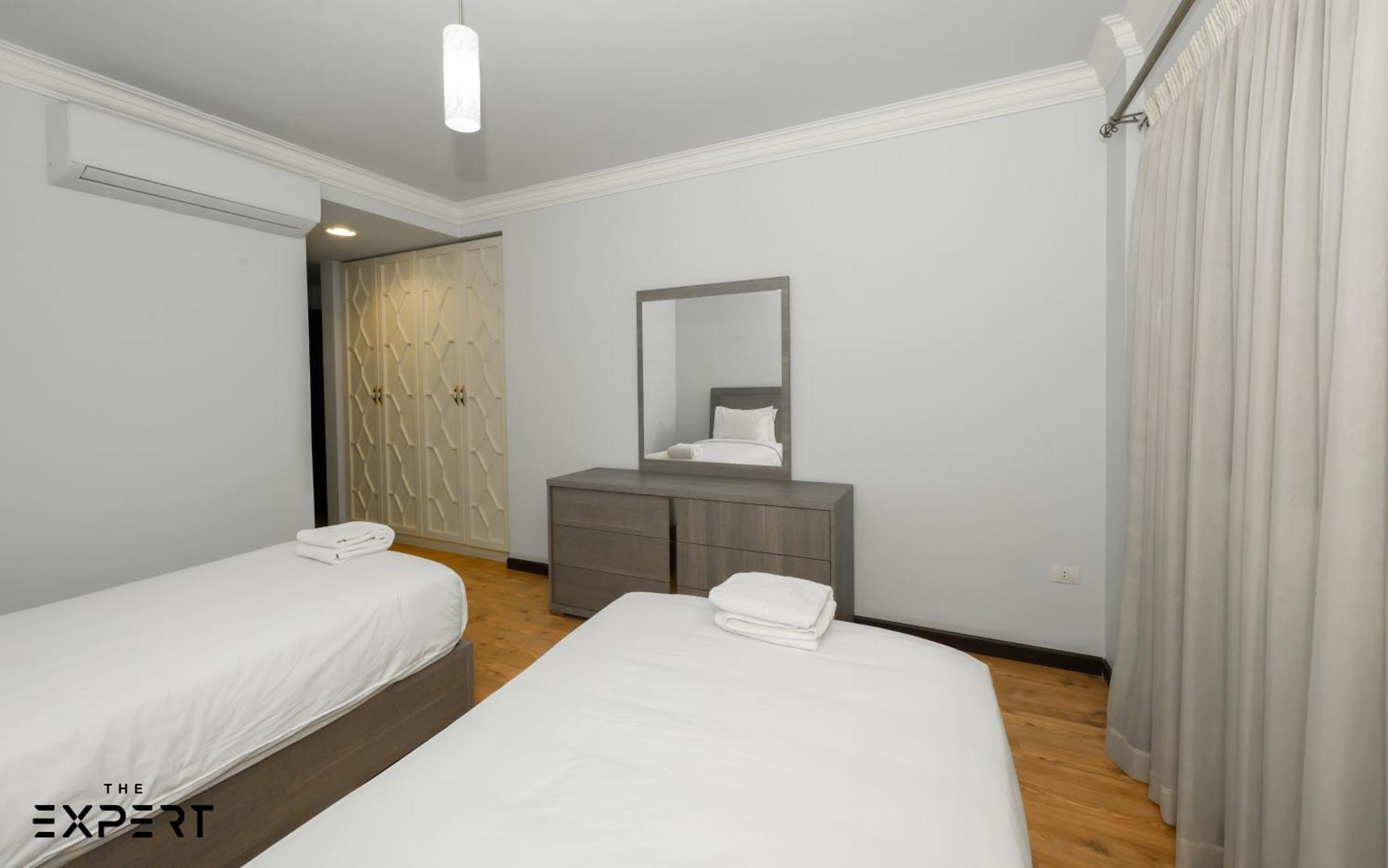 The Expert In Ocean Blue Near Airport Kair