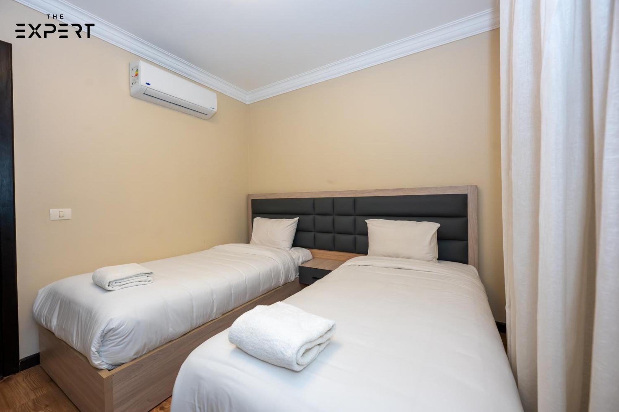 The Expert In Ocean Blue Near Airport Kair