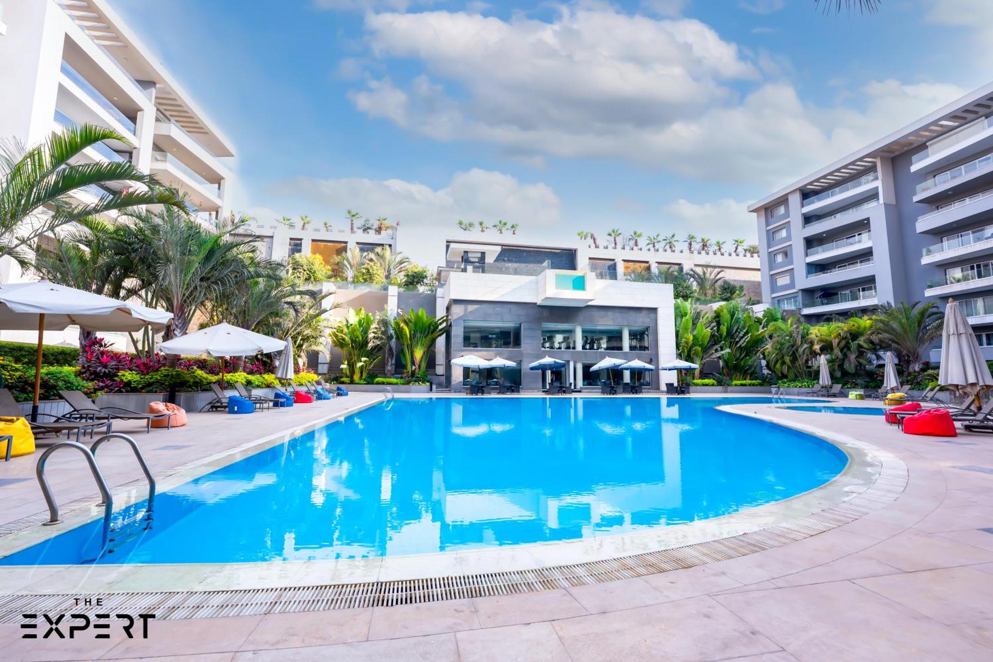 The Expert In Ocean Blue Near Airport Kair